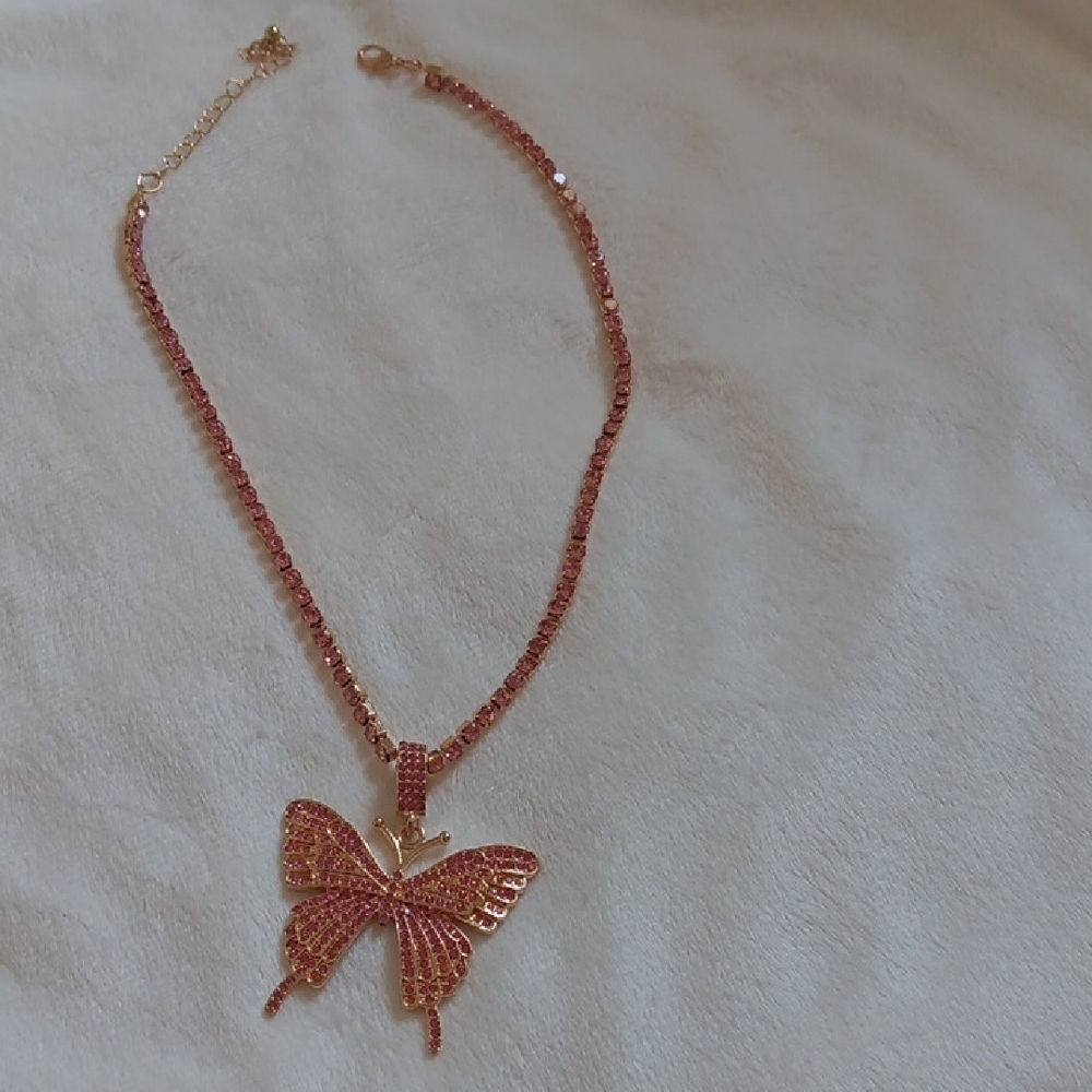 Crystal Necklace 17.5"